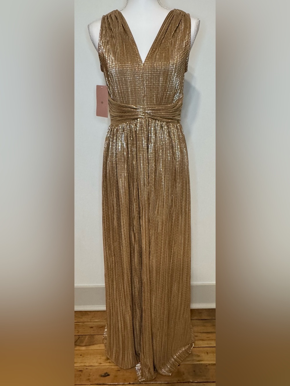NEW Sabina Musayev Gold/Bronze Metallic V-Neck Sleeveless Maxi Gown Size 6